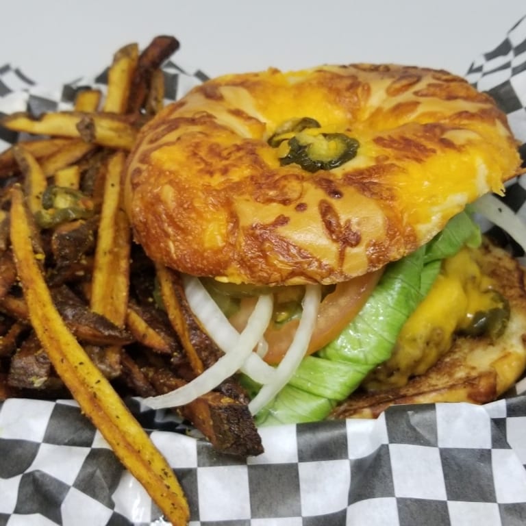 Must-Try Chili Cheese Fries: A Flavorful Delight